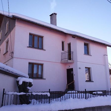 Guest House Ahp Mala Tsŭrkva Esterno foto