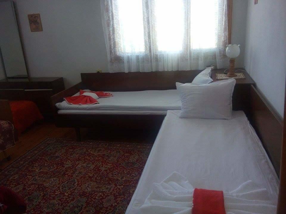 Guest House Ahp Mala Tsŭrkva Esterno foto