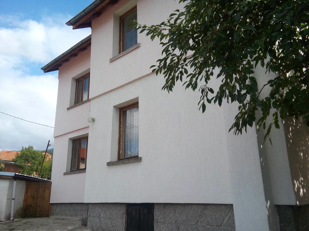 Guest House Ahp Mala Tsŭrkva Camera foto