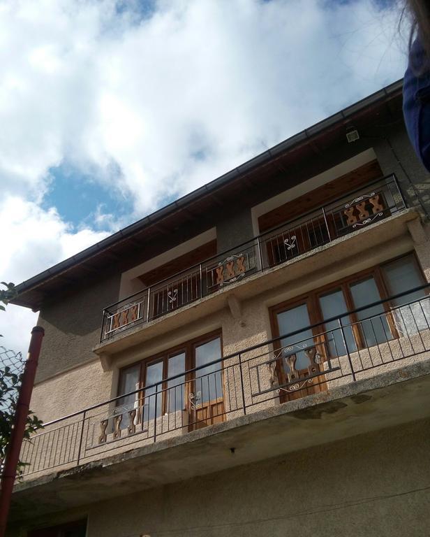 Guest House Ahp Mala Tsŭrkva Camera foto