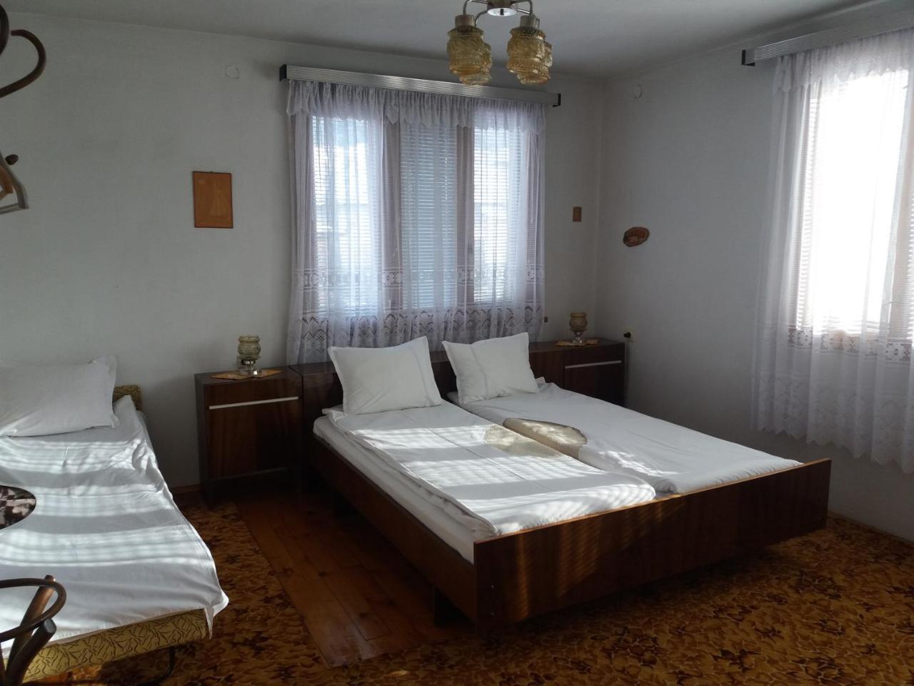 Guest House Ahp Mala Tsŭrkva Esterno foto